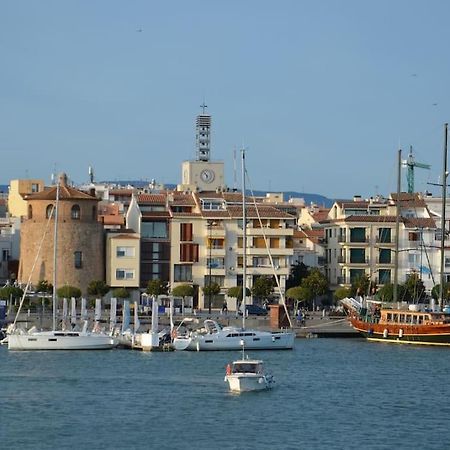New Loft Seaview Port Cambrils Apartment Luaran gambar