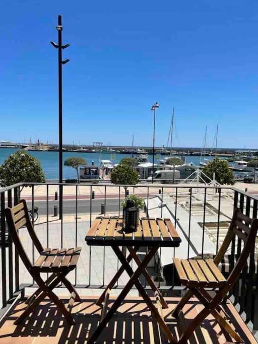 New Loft Seaview Port Cambrils Apartment Luaran gambar